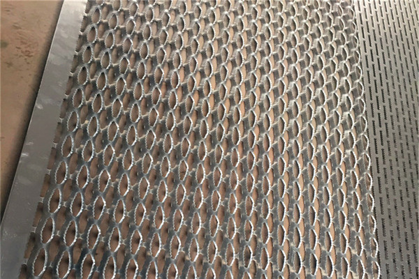 鱷魚(yú)嘴防滑板